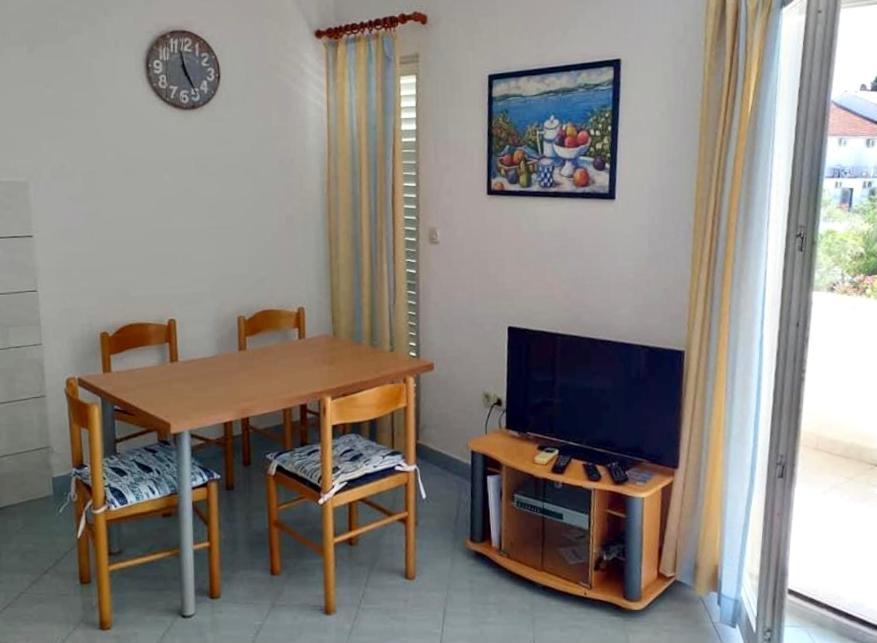 Apartments Leo بيتريتْشاني المظهر الخارجي الصورة