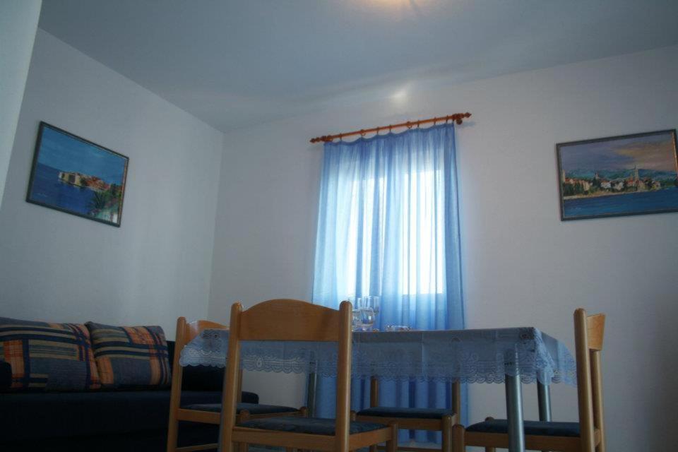 Apartments Leo بيتريتْشاني المظهر الخارجي الصورة