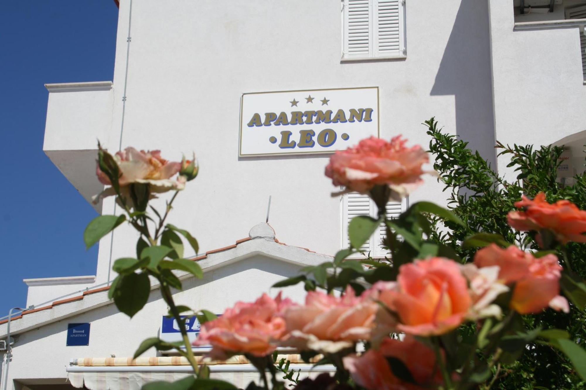 Apartments Leo بيتريتْشاني المظهر الخارجي الصورة