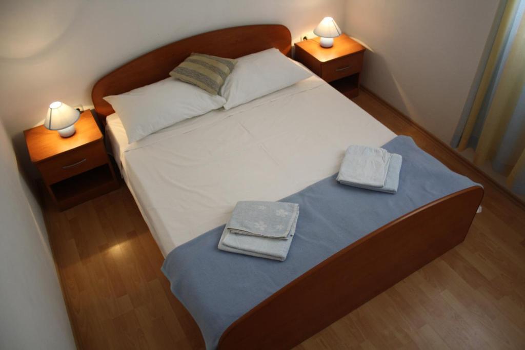 Apartments Leo بيتريتْشاني المظهر الخارجي الصورة
