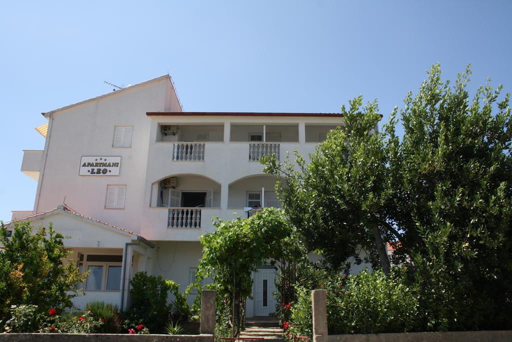 Apartments Leo بيتريتْشاني المظهر الخارجي الصورة